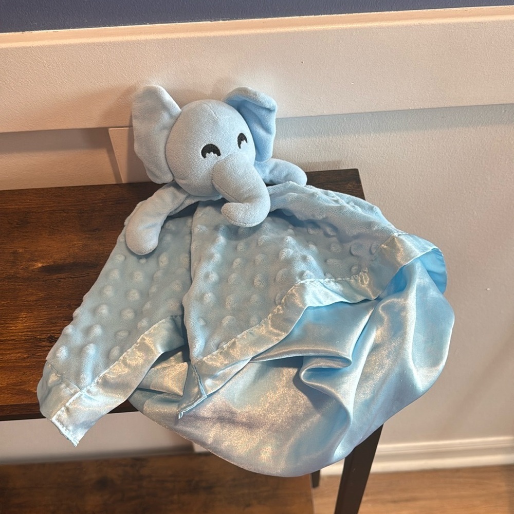 Elegant Baby Blue Elephant Minky Dot Popcorn Infant Security Blanket Lovey